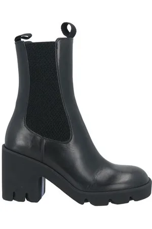 Burberry FOOTWEAR - Ankle boots - on YOOX.com