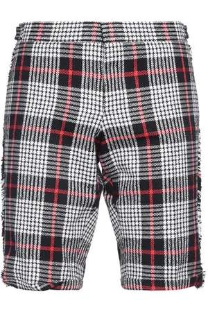 Thom Browne BOTTOMWEAR - Shorts & Bermuda Shorts - on YOOX.com