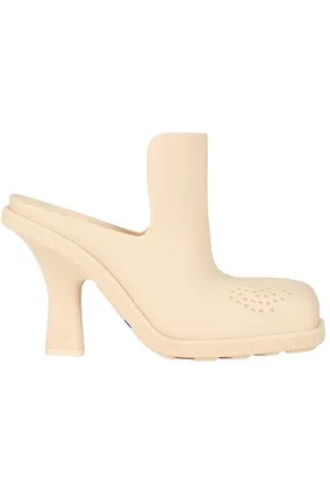 Burberry FOOTWEAR - Mules & Clogs - on YOOX.com