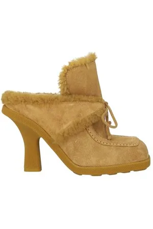 Burberry FOOTWEAR - Mules & Clogs - on YOOX.com