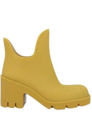 Burberry FOOTWEAR - Ankle boots - on YOOX.com