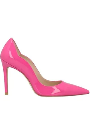 Stuart Weitzman FOOTWEAR - Pumps - on YOOX.com
