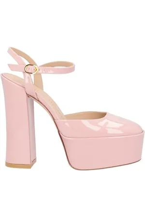Stuart Weitzman FOOTWEAR - Pumps - on YOOX.com