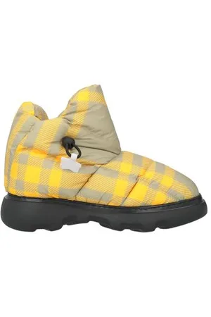 Burberry FOOTWEAR - Ankle boots - on YOOX.com