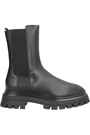 Stuart Weitzman FOOTWEAR - Ankle boots - on YOOX.com