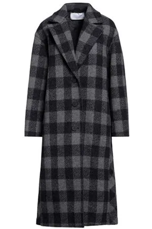 Harris Wharf London COATS & JACKETS - Coats - on YOOX.com