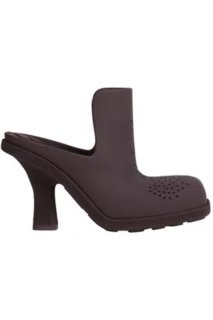 Burberry FOOTWEAR - Mules & Clogs - on YOOX.com