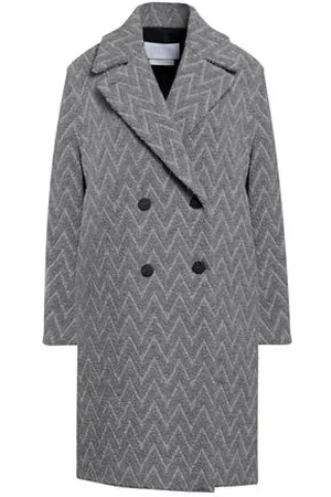 Harris Wharf London COATS & JACKETS - Coats - on YOOX.com