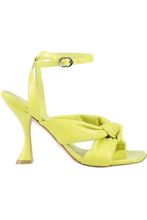 Stuart Weitzman FOOTWEAR - Sandals - on YOOX.com