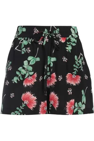 RED Valentino BOTTOMWEAR - Shorts & Bermuda Shorts - on YOOX.com
