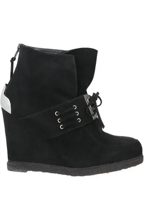 Stuart Weitzman FOOTWEAR - Ankle boots - on YOOX.com