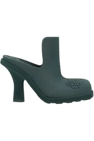 Burberry FOOTWEAR - Mules & Clogs - on YOOX.com