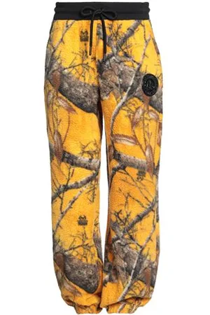 Moose Knuckles BOTTOMWEAR - Trousers - on YOOX.com