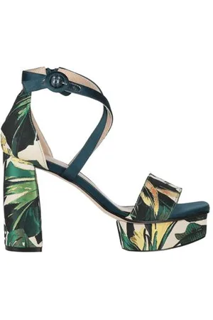 Stuart Weitzman FOOTWEAR - Sandals - on YOOX.com