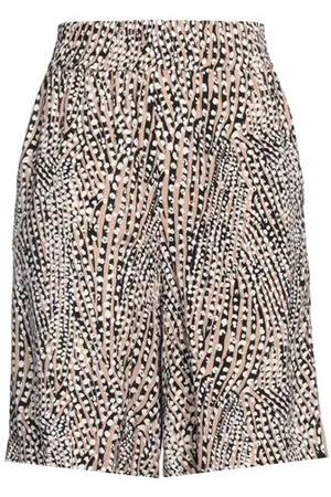 Escada BOTTOMWEAR - Shorts & Bermuda Shorts - on YOOX.com