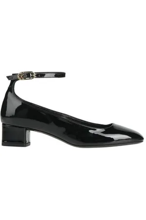 Stuart Weitzman FOOTWEAR - Pumps - on YOOX.com