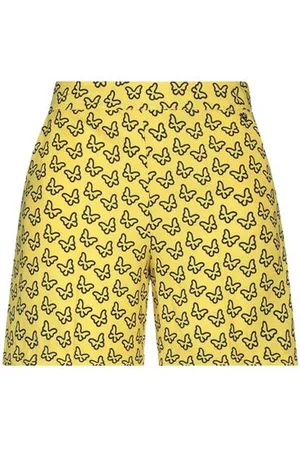 Blugirl BOTTOMWEAR - Shorts & Bermuda Shorts - on YOOX.com