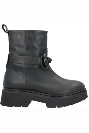 Janet&Janet FOOTWEAR - Ankle boots - on YOOX.com